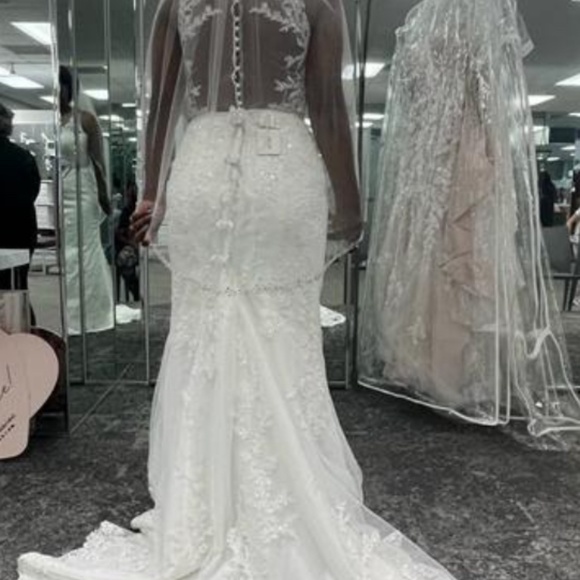 Brand New Oleg Cassini Wedding Dress  Bundle - Picture 2 of 3